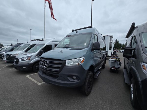 2026 Thor Motor Coach Sanctuary 19P