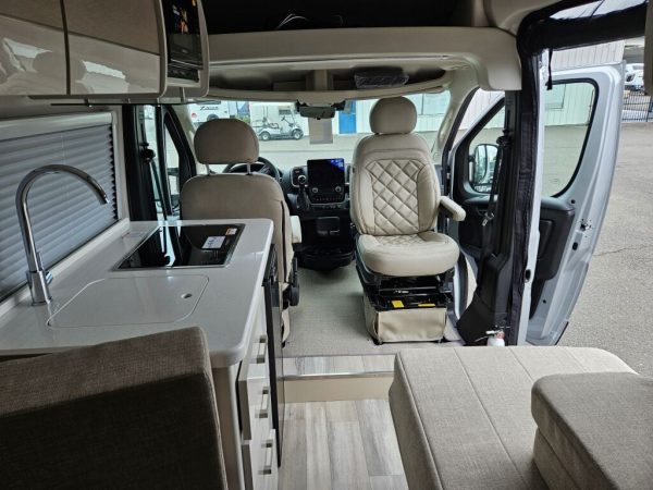 2026 Thor Motor Coach Scope 18G - Image 17