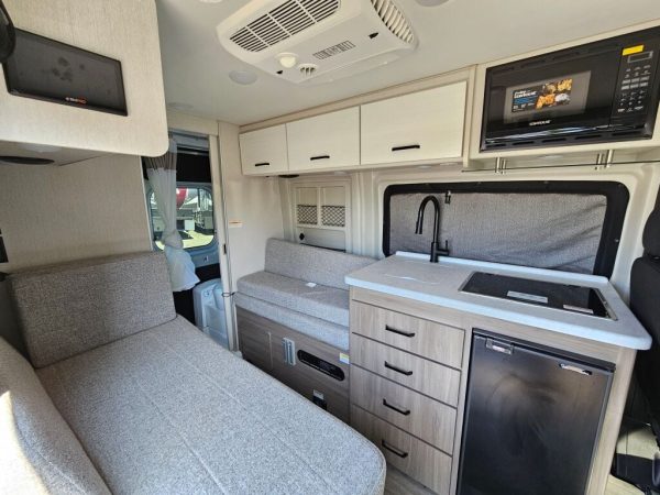 2026 Thor Motor Coach Scope 18G - Image 8