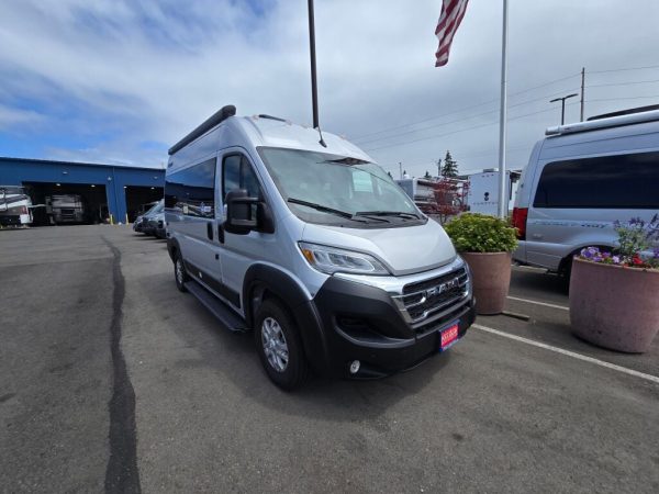 2026 Thor Motor Coach Scope 18M - Image 2