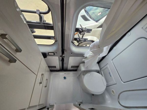 2026 Thor Motor Coach Scope 18M - Image 13