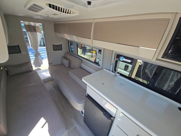 2026 Thor Motor Coach Sequence 20L - Image 11