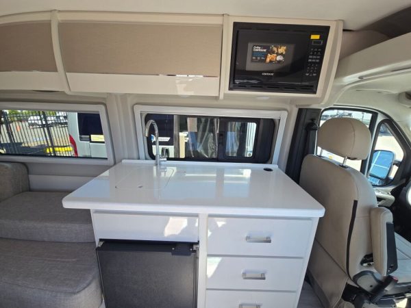 2026 Thor Motor Coach Sequence 20L - Image 14