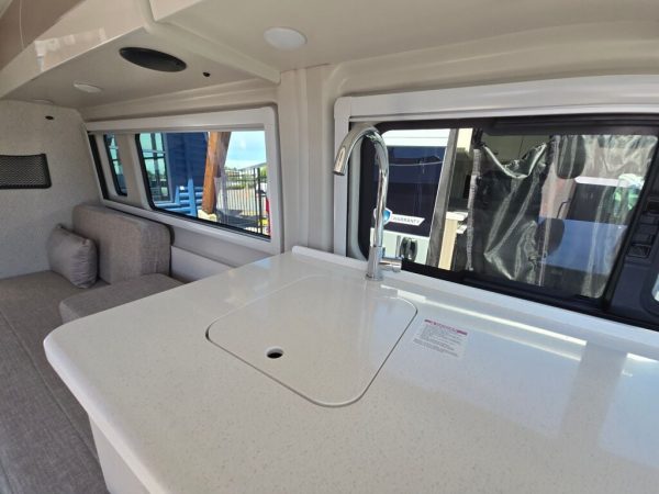 2026 Thor Motor Coach Sequence 20L - Image 15