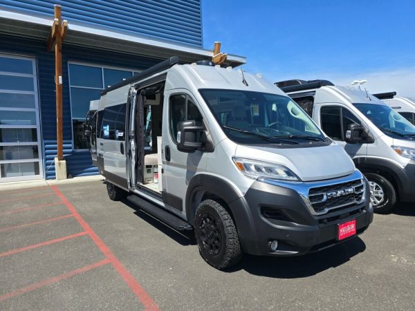 2026 Thor Motor Coach Sequence 20L