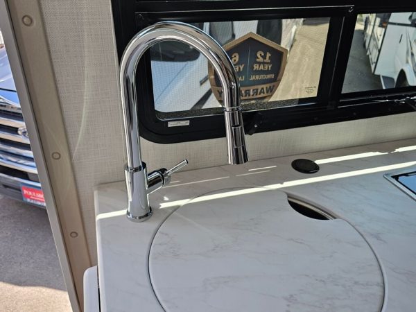 2026 Thor Motor Coach Vegas 24.1 - Image 17