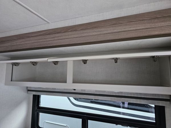 2026 Thor Motor Coach Vegas 26.2 - Image 18