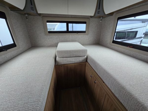 2026 Tiffin Motorhomes Wayfarer 25XLW - Image 14