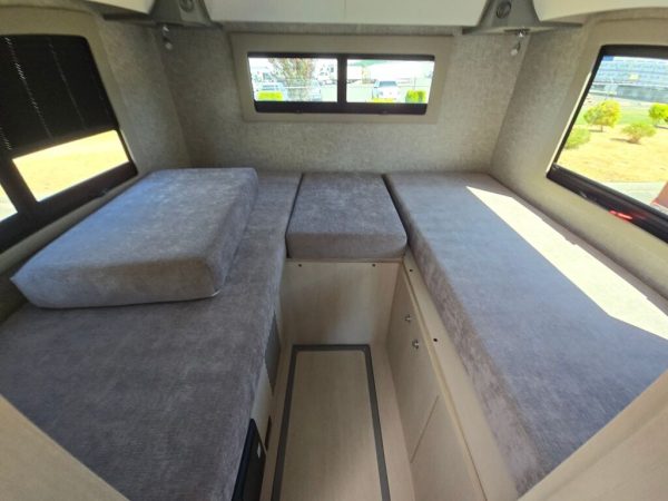2026 Tiffin Motorhomes Wayfarer 25XLW - Image 26