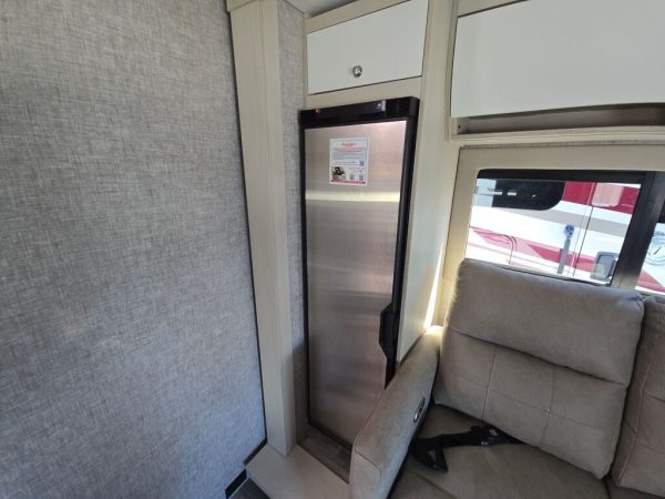 2026 Tiffin Motorhomes Wayfarer 25XLW - Image 30