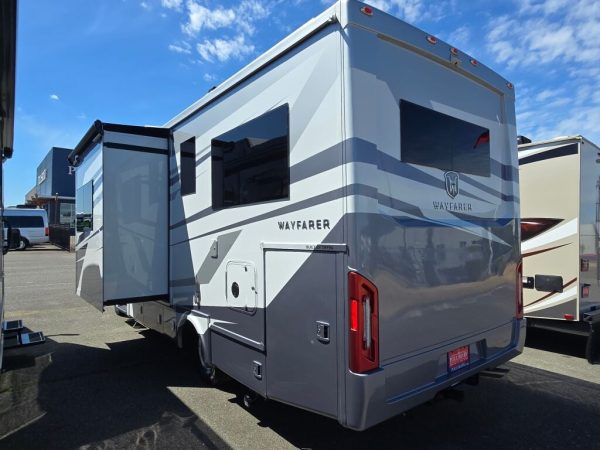 2026 Tiffin Motorhomes Wayfarer 25XLW - Image 5