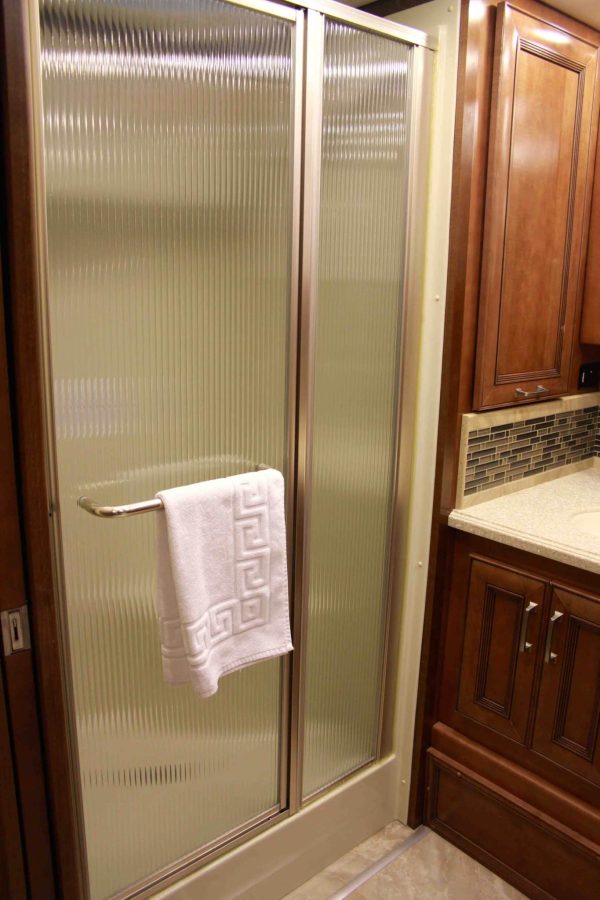 American Coach Revolution 38S motorhome for sale - Image 45