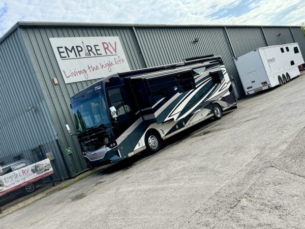 Newmar Dutch Star 3736 diesel pusher motorhome for sale - Image 8