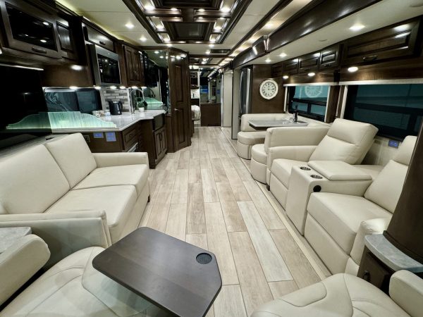 Newmar Dutch Star 3736 diesel pusher motorhome for sale - Image 20