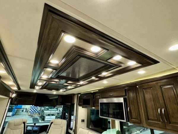 Newmar Dutch Star 3736 diesel pusher motorhome for sale - Image 55