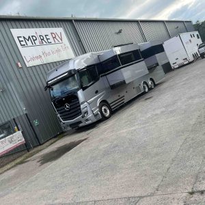 8* Silver STX Motorhome