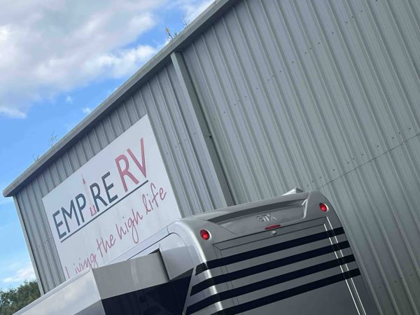 8* Silver STX Motorhome - Image 47