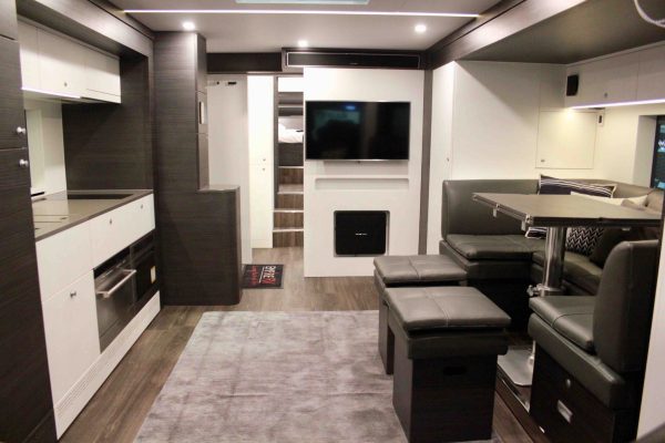 STX Motorhome with 2 Pop Outs, Pop Up and Garage for sale - Image 22