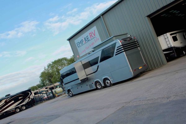 STX Motorhome with 2 Pop Outs, Pop Up and Garage for sale - Image 6