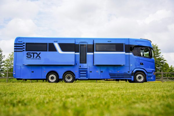 STX Motorhome with 4 Pop Outs and Bunks - Image 39