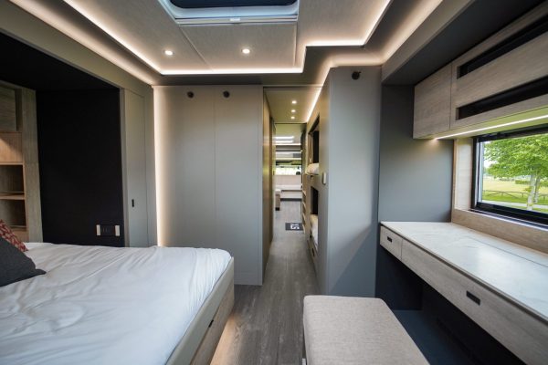 STX Motorhome with 4 Pop Outs and Bunks - Image 33