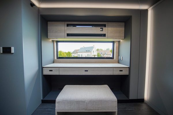 STX Motorhome with 4 Pop Outs and Bunks - Image 32