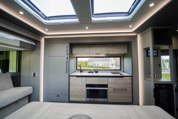 STX Motorhome with 4 Pop Outs and Bunks - Image 21