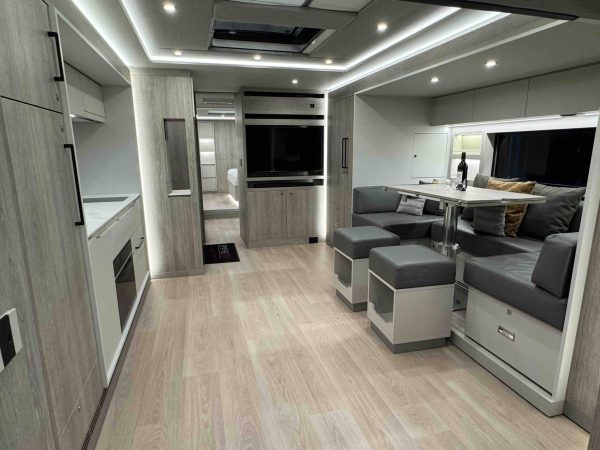 8* Black STX Motorhome - Image 8