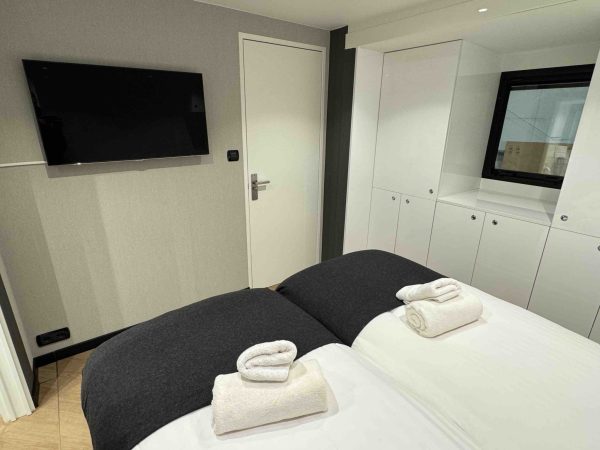 9* Rioja Single Storey 2 Bedroom Suite - Image 30