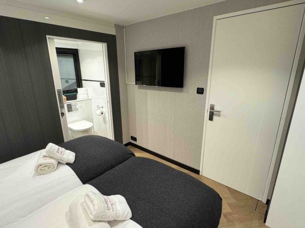 9* Rioja Single Storey 2 Bedroom Suite - Image 31