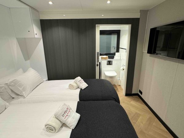 9* Rioja Single Storey 2 Bedroom Suite - Image 32