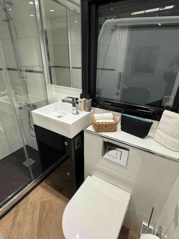 9* Rioja Single Storey 2 Bedroom Suite - Image 33