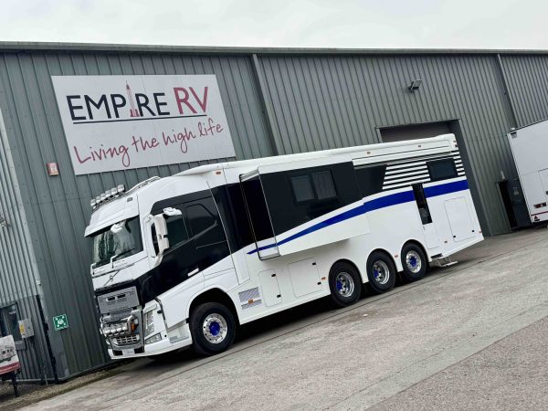 Volvo 8X4 3 Pop Out motorhome for sale - Image 3