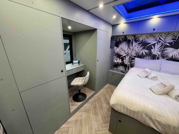 Volvo 8X4 3 Pop Out motorhome for sale - Image 32